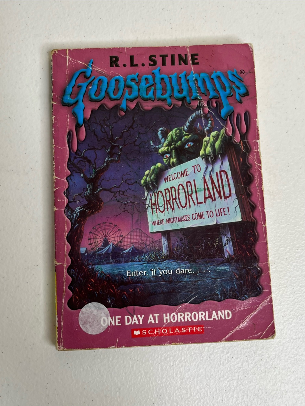 Goosebumps One Day At Horrorland #16 Original Series First Edition 1994